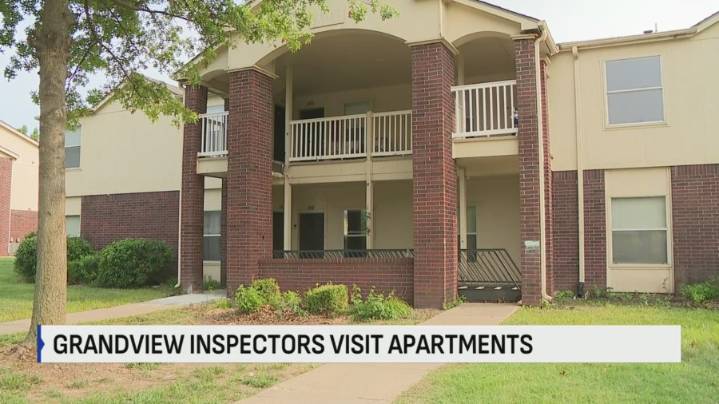 New complaints emerge after Grandview apartment staircase collapse