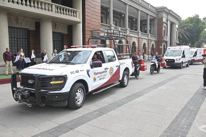 RENUEVA TLALNE SU PARQUE VEHICULAR PARA MEJORAR SERVICIOS A LA CIUDADANÍA