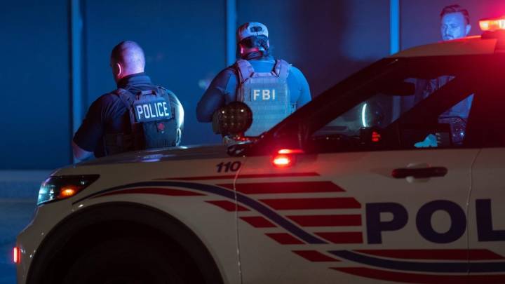 El posible despliegue de la Guardia Nacional y agentes de migración pone en alerta a Chicago e Illinois: "Hay un clima de miedo"