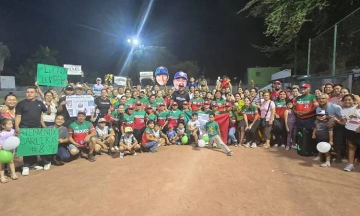 Así recibieron a los peloteros de la ‘Aguayo’ miércoles, 6 de agosto de 2025