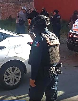 Escapó por la puerta falsa