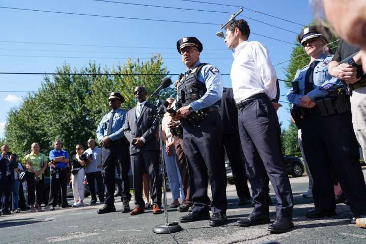 Los 17 heridos en el tiroteo de Minnesota están fuera de peligro, según la policía de EEUU