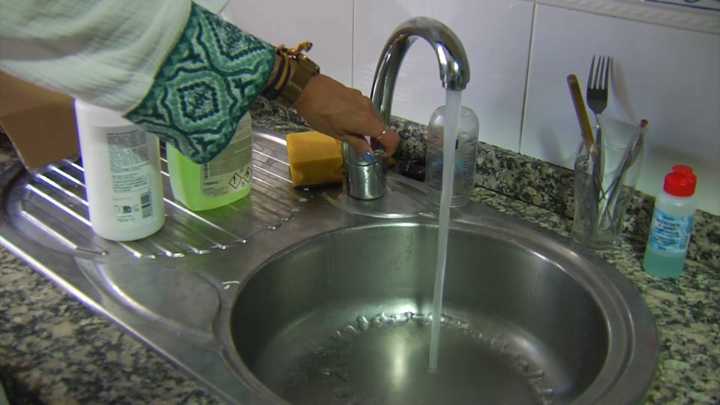 Aqualia atribuye al calor el mal sabor y olor del agua en Mérida y garantiza que es apta para el consumo More