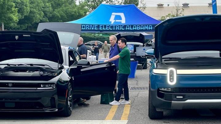 Electric vehicles will be displayed at two upcoming events in Mobile area