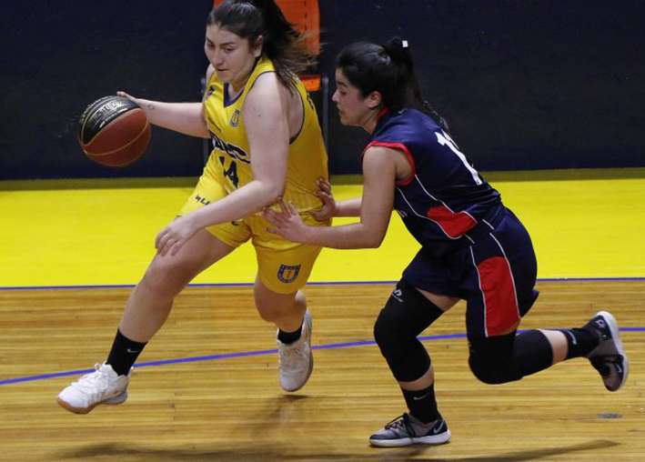 Coyhaique, Aysén, Puerto Montt, Esquel y Comodoro disputan torneo cestero "Damas en la Patagonia"