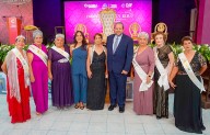Coronan a María Eugenia Herrera como Reina de las Personas Mayores en Ramos Arizpe
