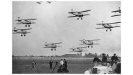 A city's love affair with the skies | Leon Bibb: Then and Now