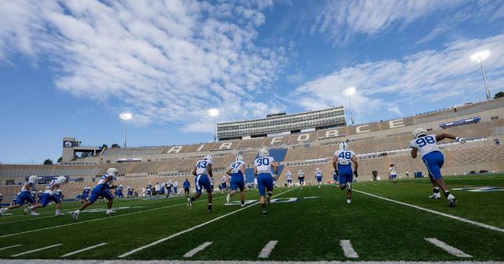Briggeman | Air Force football wisely puts an emphasis on team cohesion away from the field