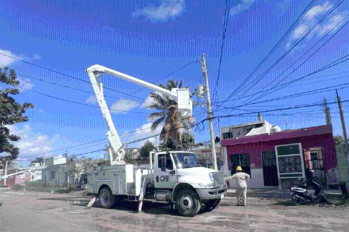 Vecinos denuncian constantes apagones en Progreso y comisarías; CFE no ha dado una solución
