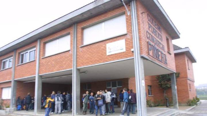 Educación ratifica la separación de los dos primeros cursos de la ESO en el CEIP Piñera de Vega de Espinareda