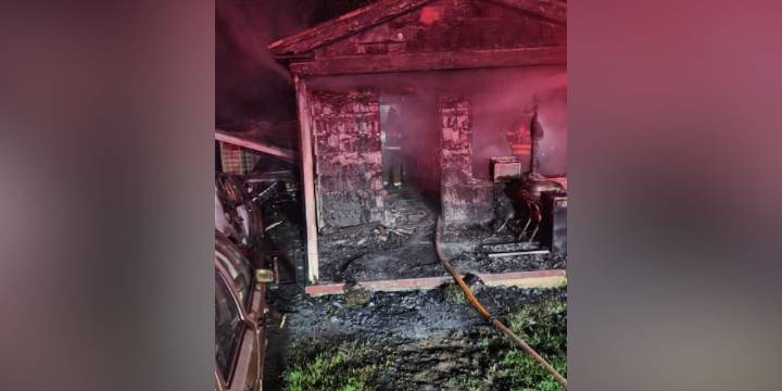 House catches fire after food left unattended on stove, firefighter taken to hospital