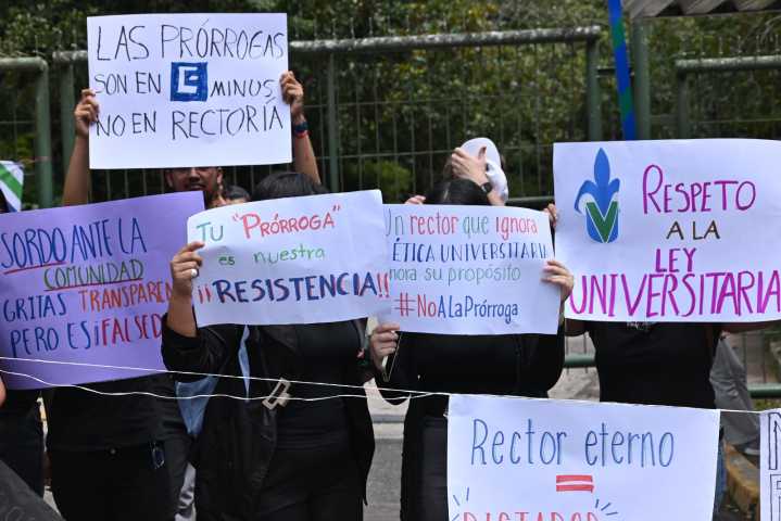 Fesapauv, cómplice de crisis en la UV: exrector
