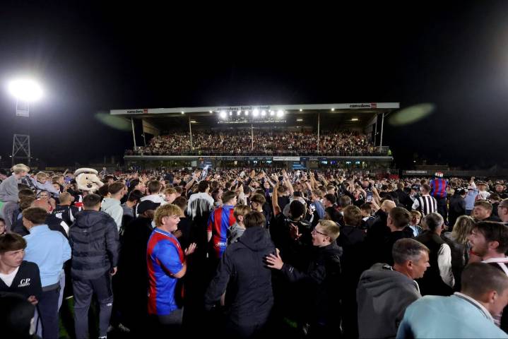 'We only sing when we're fishing' - Celebrating Grimsby Town, the 'minnows' who sank Man Utd