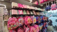 Tiendas de artículos escolares reportan aumento en ventas