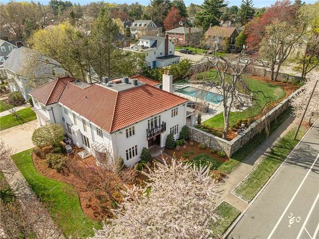 Mediterranean-style home on East Side of Providence sells for $4.33M
