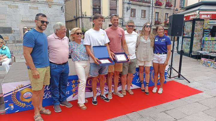 Ribadesella rindió tributo a los "reyes" del Sella