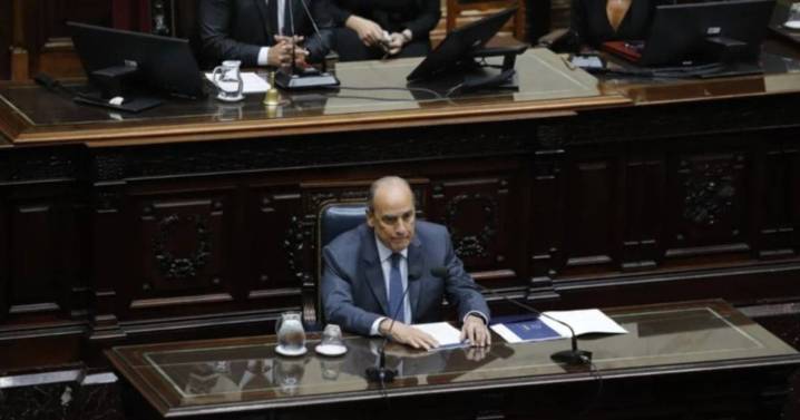 Francos acusa al kirchnerismo en su informe en Diputados: “Nos dejaron al borde del abismo en 2023”