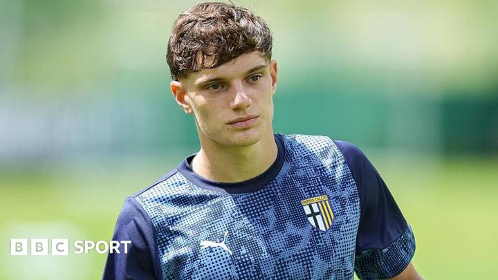 Slot reveals Leoni deal but no comment on Guehi