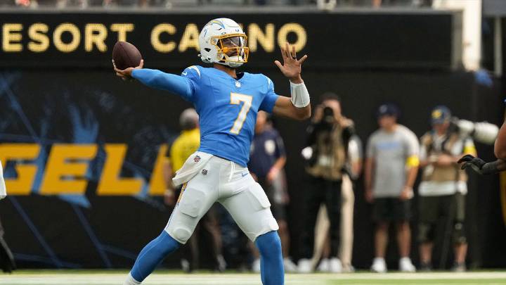 Chargers QB DJ Uiagalelei’s first NFL touchdown is a beauty