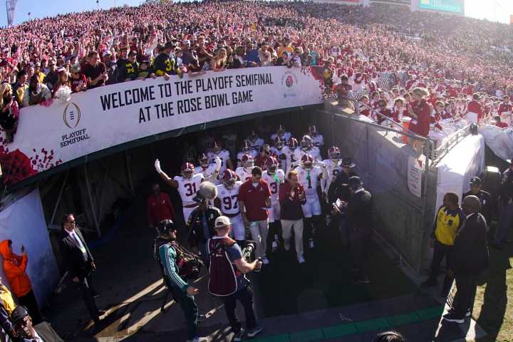 Former Alabama running back TJ Yeldon arrested