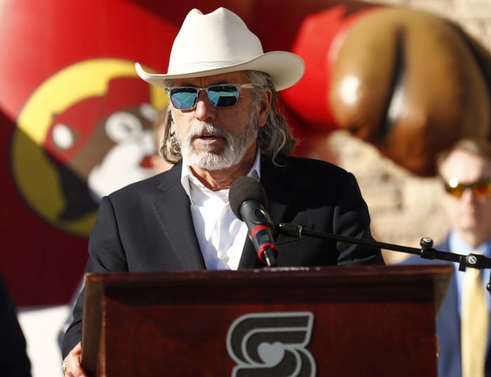 Buc-ee’s donates $1 million to Hill Country foundation fueling flood recovery efforts