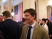 La UIF denunció ante la Justicia la filtración de información confidencial sobre una empresa que tiene a Santiago Caputo como único empleado