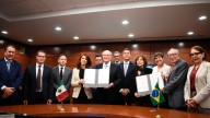 México y Brasil firman acuerdo para producir medicamentos y vacunas
