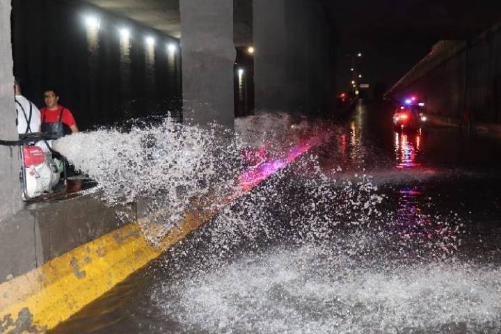 Lluvias provocan inundaciones y cierres viales en Zapopan