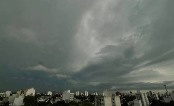 La Plata en guardia por la ciclogénesis: lo que viene y cuánto llovió, barrio por barrio