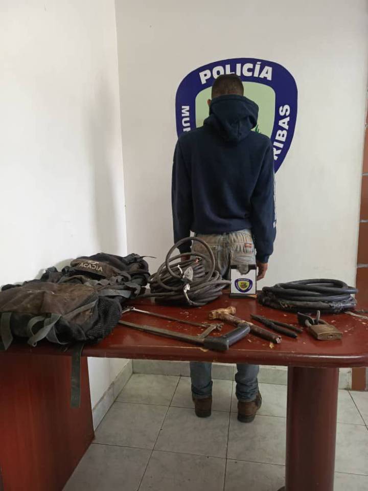 Detuvieron a roba cables en el centro de La Victoria