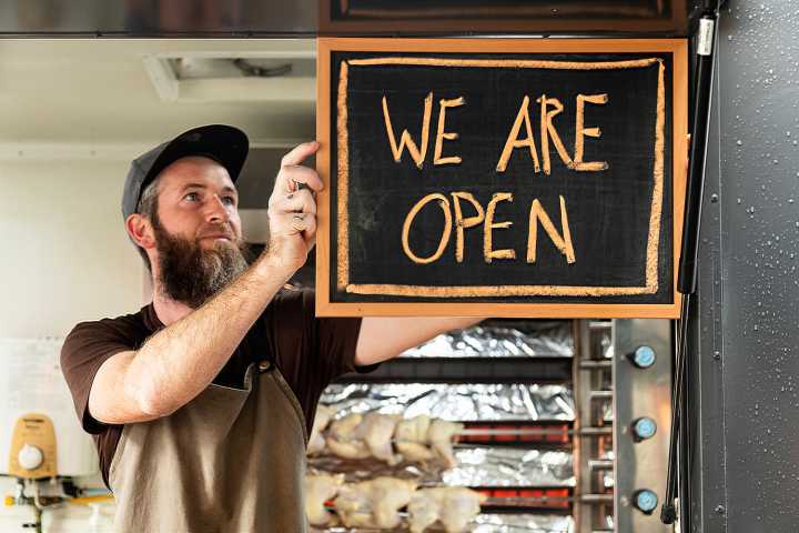 60 business licenses issued in July in Apache Junction
