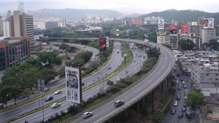 Retienen unidad de transporte público por maniobras temerarias en Caracas