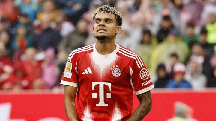 Luis Díaz sacó las garras en debut con Bayern Múnich; cambió la cara del equipo y pudo hacer gol