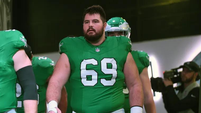 Eagles Pro Bowl offensive lineman Landon Dickerson reportedly suffered meniscus tear