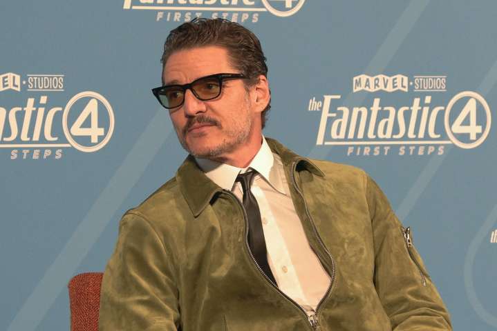 Pedro Pascal desempolva el romance gay 'De Noche' tras la salida de Joaquin Phoenix