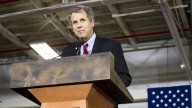 Former senator Sherrod Brown joins picket line of striking UAW workers in Evendale