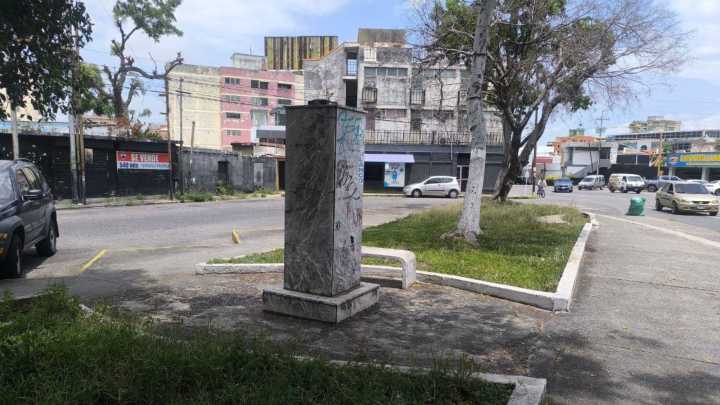 FOTOS | Patrimonio en peligro: La Plaza del Rectorado, un tesoro histórico olvidado #16Ago