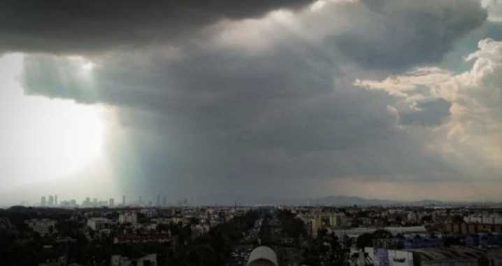 Frente frío azotará con más lluvias fuertes e intensas de viernes a lunes: alerta en estas entidades