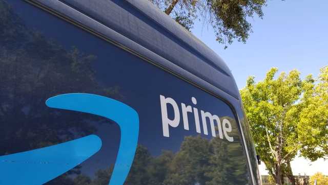 Coroner identifies Amazon delivery driver killed in collision with truck in Green Township