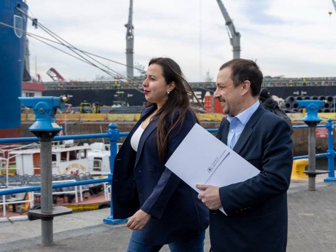 Alcaldesa de Valparaíso anuncia su respaldo al proyecto de ley de Royalty Portuario