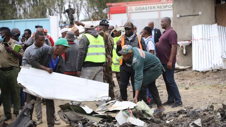 At least 6 killed in air ambulance crash just outside Kenya's capital