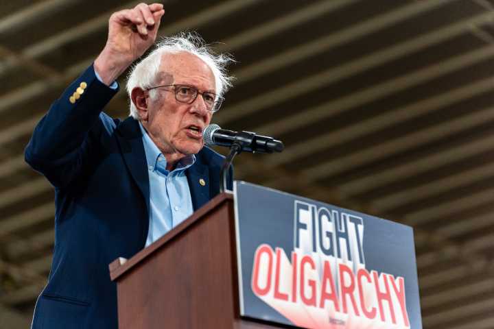 Sanders Announces Legislation to Reverse Trump Cuts to Social Security