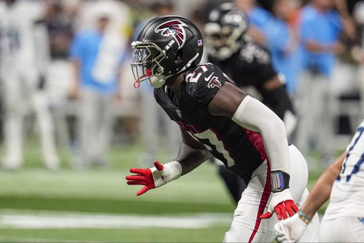 James Pearce Jr. barely leaves the field as Jalon Walker misses Falcons' preseason loss