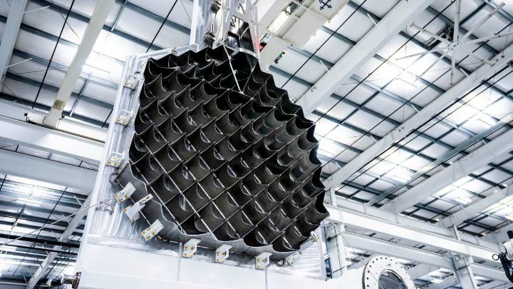 SpaceX's Super Heavy booster will fly with fresh 'grid fins' | Space photo of the day for Aug. 18, 2025