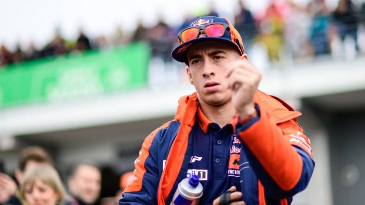 Acosta se moja sobre el interés del equipo de Rossi en ficharlo: "Están un pasito por encima"