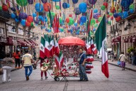 Arranca la venta de adornos para las fiestas patrias