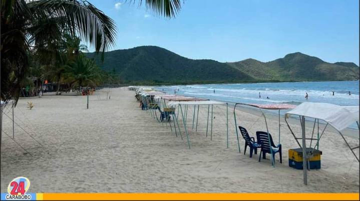 ¡En vacaciones! Este es el costo de toldos y sillas en playas de Puerto Cabello