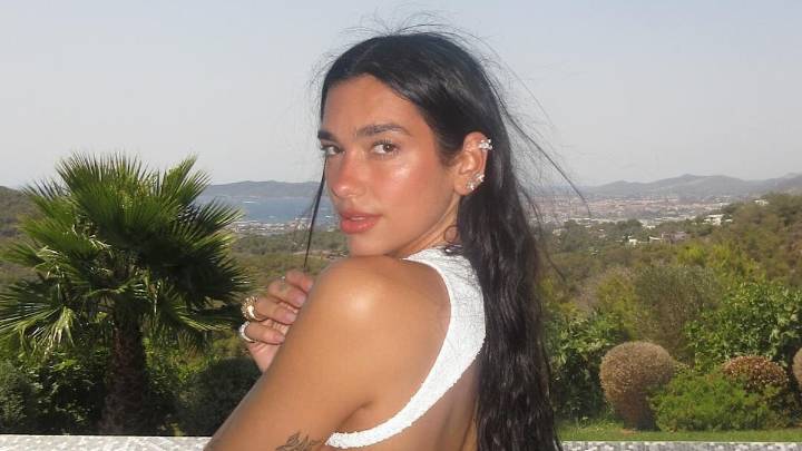 Dua Lipa kickstarts her 30th birthday celebrations in the most daring cut