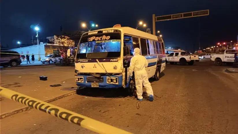 Conductor herido durante ataque a cúster en SMP continúa internado con pronóstico reservado: vecinos temen abordar buses