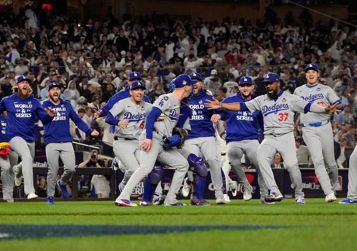 The great debate: Could the World Series ever be played on foreign soil?
